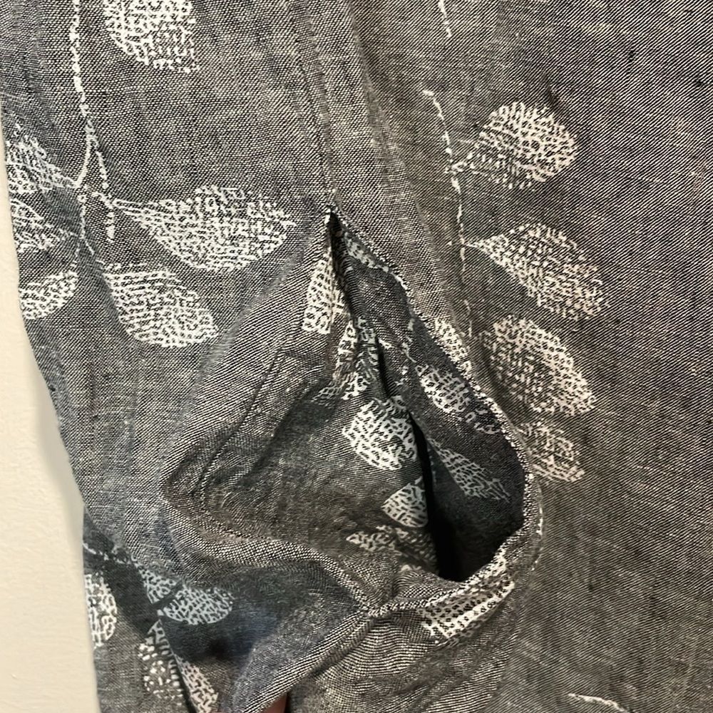 Habitat- Linen Cotton Gray & White Leaf Knee Length Shift Dress Pockets- Small - Picture 4 of 7
